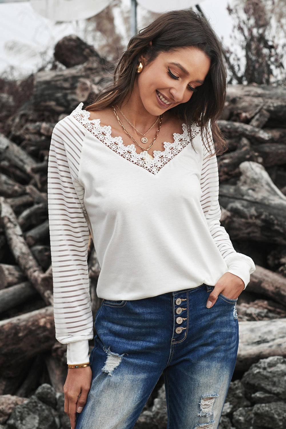 Women's Chic White Deep V-neck Lace Stripe Long Sleeve Top