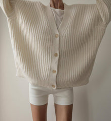 Fashionable loose V-neck sweater Cardigan