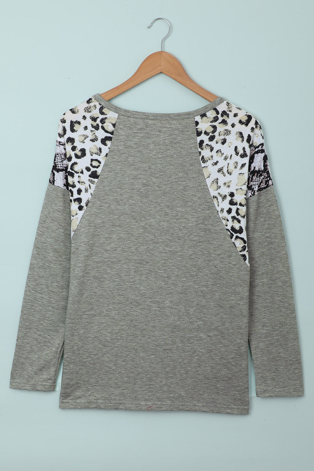 Women's Gray Leopard Snakeskin Print Long Sleeve Top