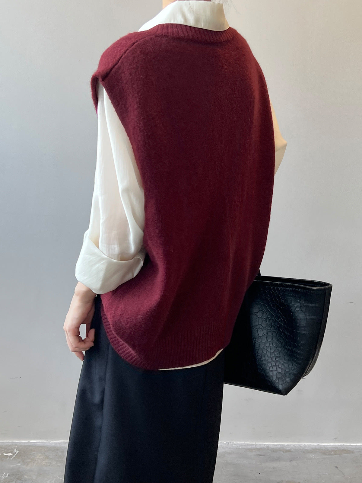V-Neck Soft Waxy Loose Knit Vest