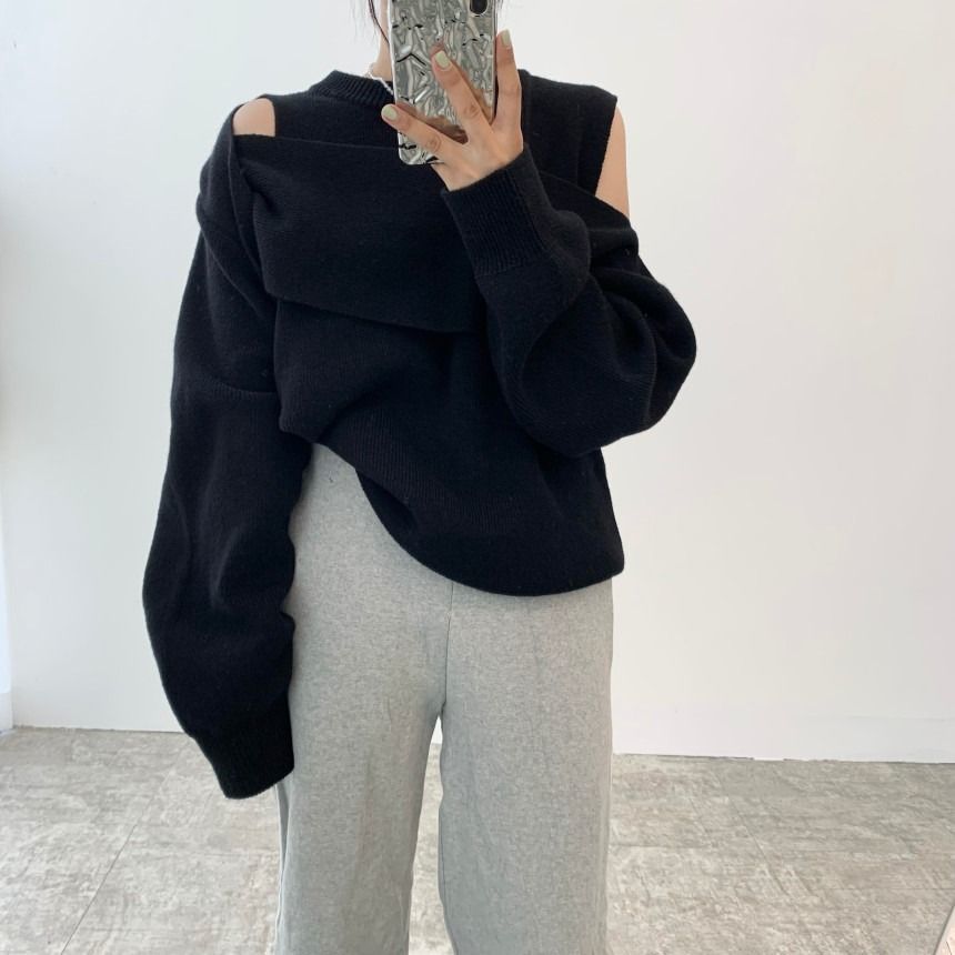 Retro niche irregular off-the-shoulder sweater