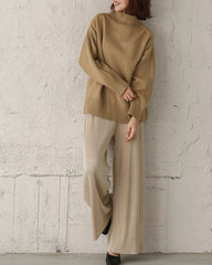 Elegant turtleneck knitted sweater