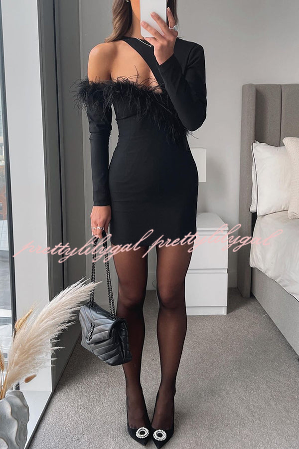 Sexy and Exquisite Feather Detail Cutout Long Sleeve Mini Dress