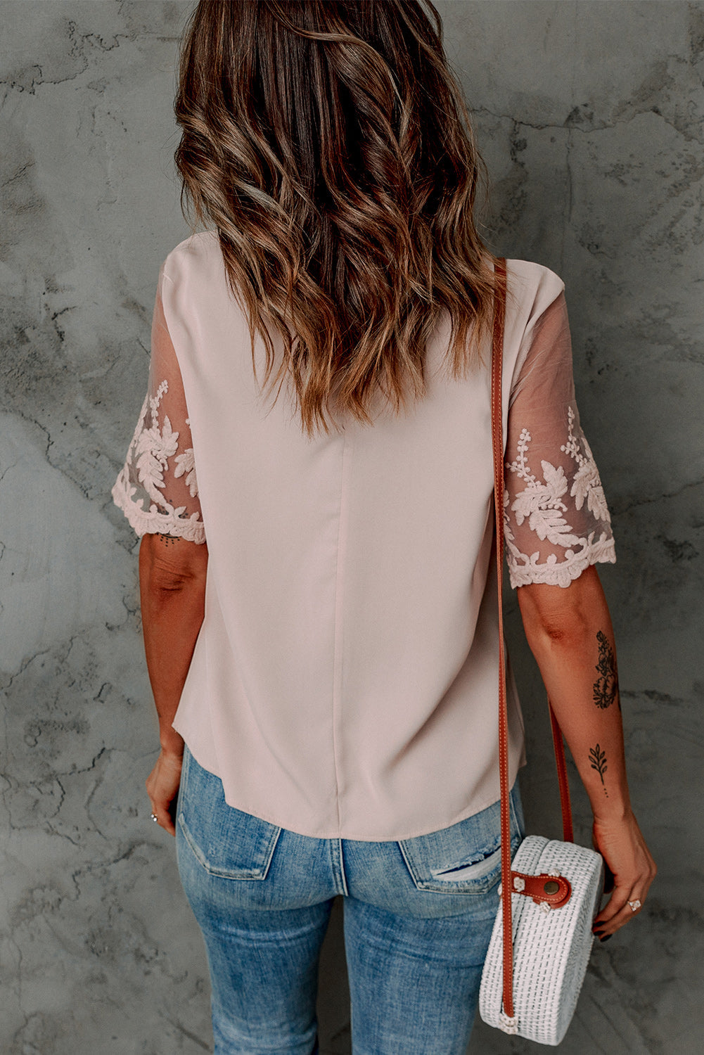 Women's Chic Apricot Lace Short Sleeve Top