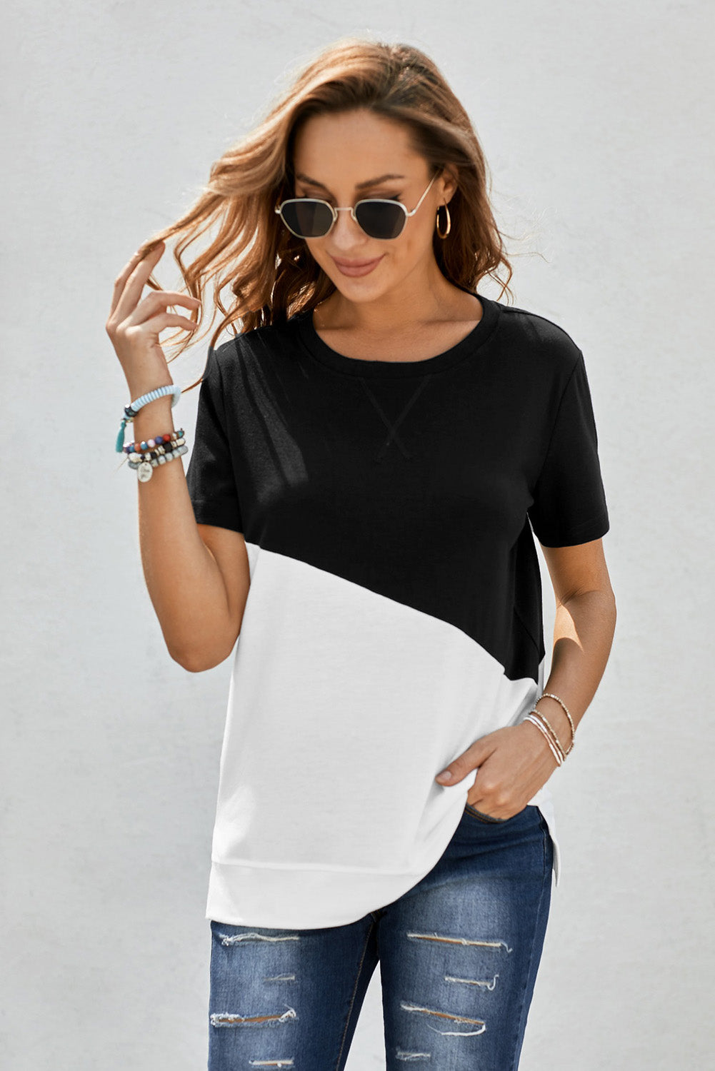 Women's Black Crew Neck Colorblock Short Sleeve Tee