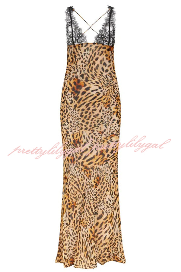 Unique Printed Sexy Lace V-neck Backless Maxi Dress