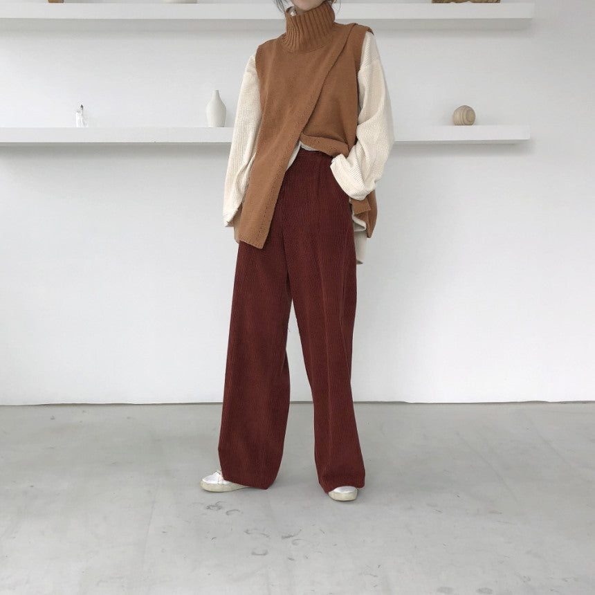 Cross Design Turtleneck Knitted Sweater Vest