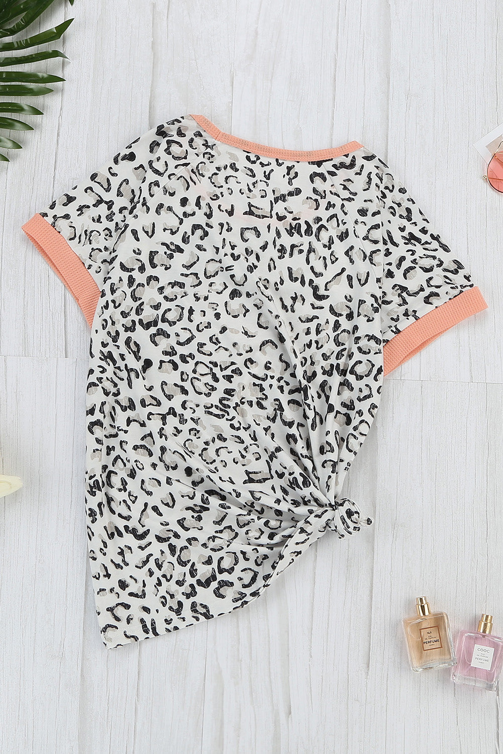 Women's Casual Pink Trim Leopard Short Sleeve Tee