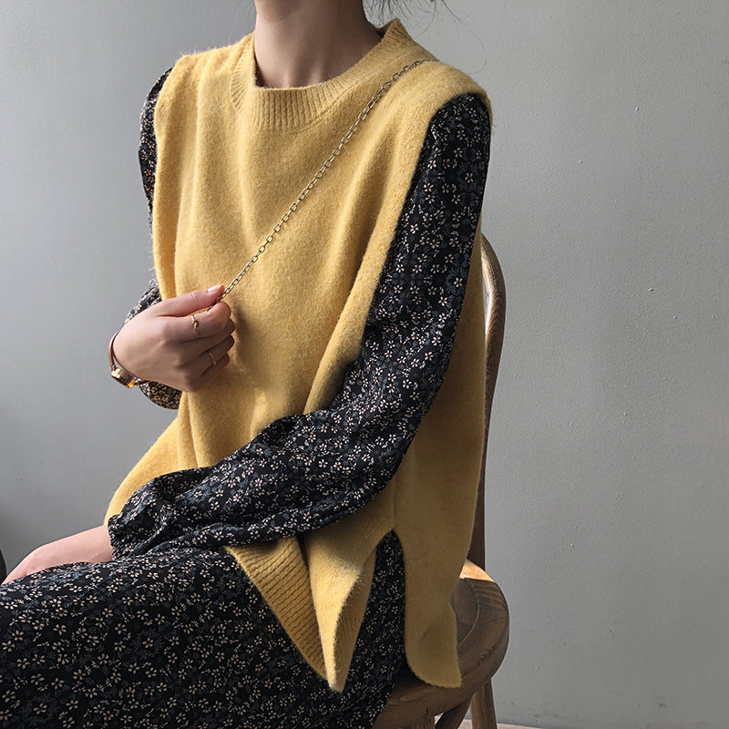 Solid color casual knitted vest