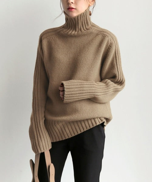 Simple Pit Strip Turtleneck Sweater