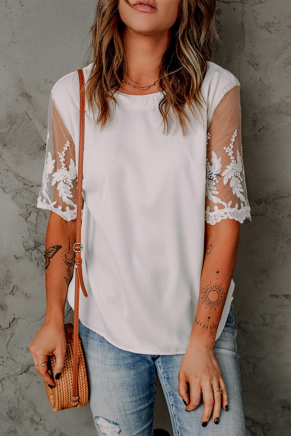 Women's White Lace Short Sleeve Top