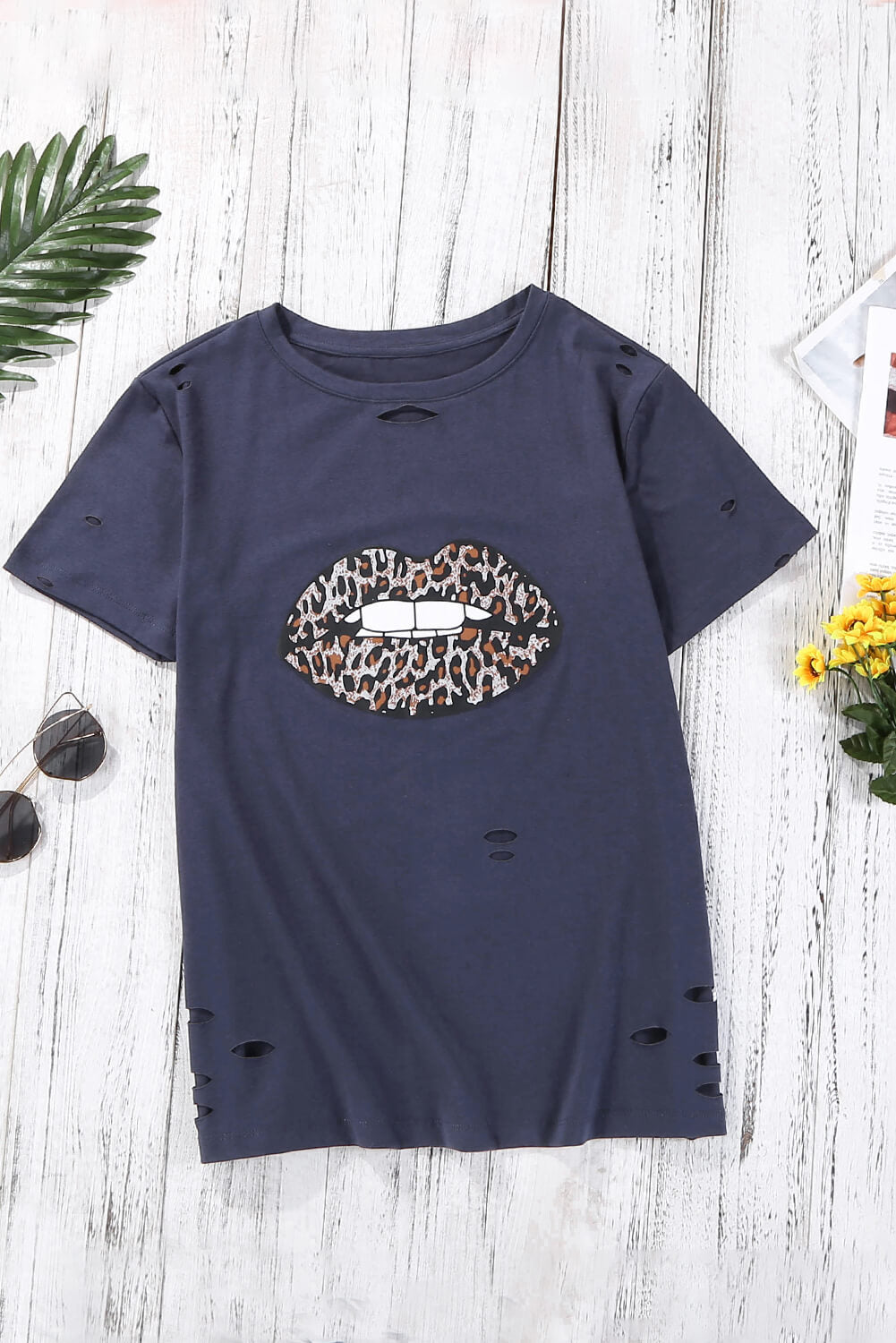 Women's Navy Leopard Lip Distressed Cotton Short Sleeve Tee