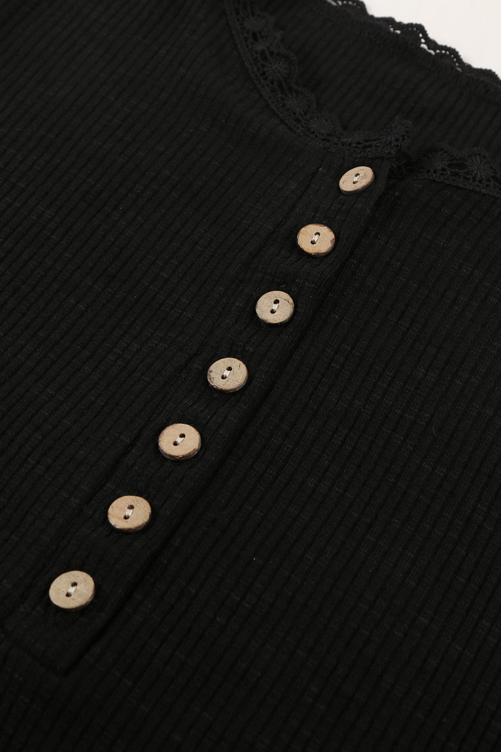 Women's Black Crew Neck Buttoned Ribbed Knit Short Sleeve Top