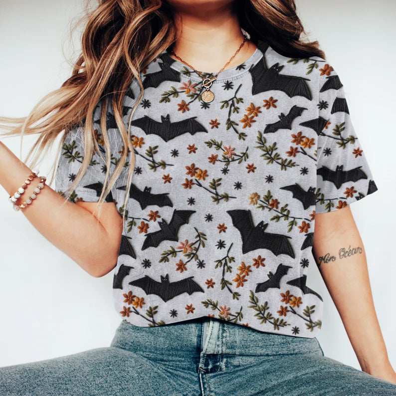 Halloween Bat Embroidery Art Print Short Sleeve Casual T-Shirt