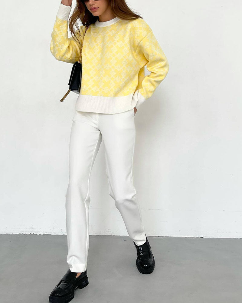 Chic on-trend jacquard sweater