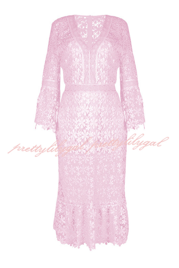For The Love of Lace Flower Pattern Patchwork Bell Sleeve Midi Dress