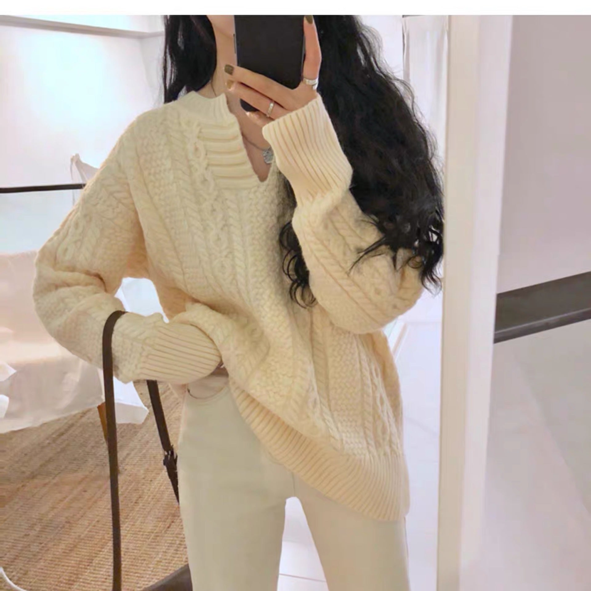 Soft Waxy Gentle Wind Twist Knit Sweater