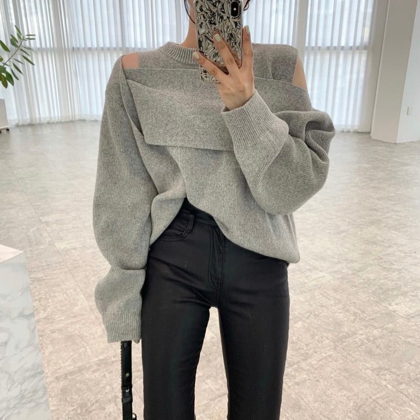 Retro niche irregular off-the-shoulder sweater