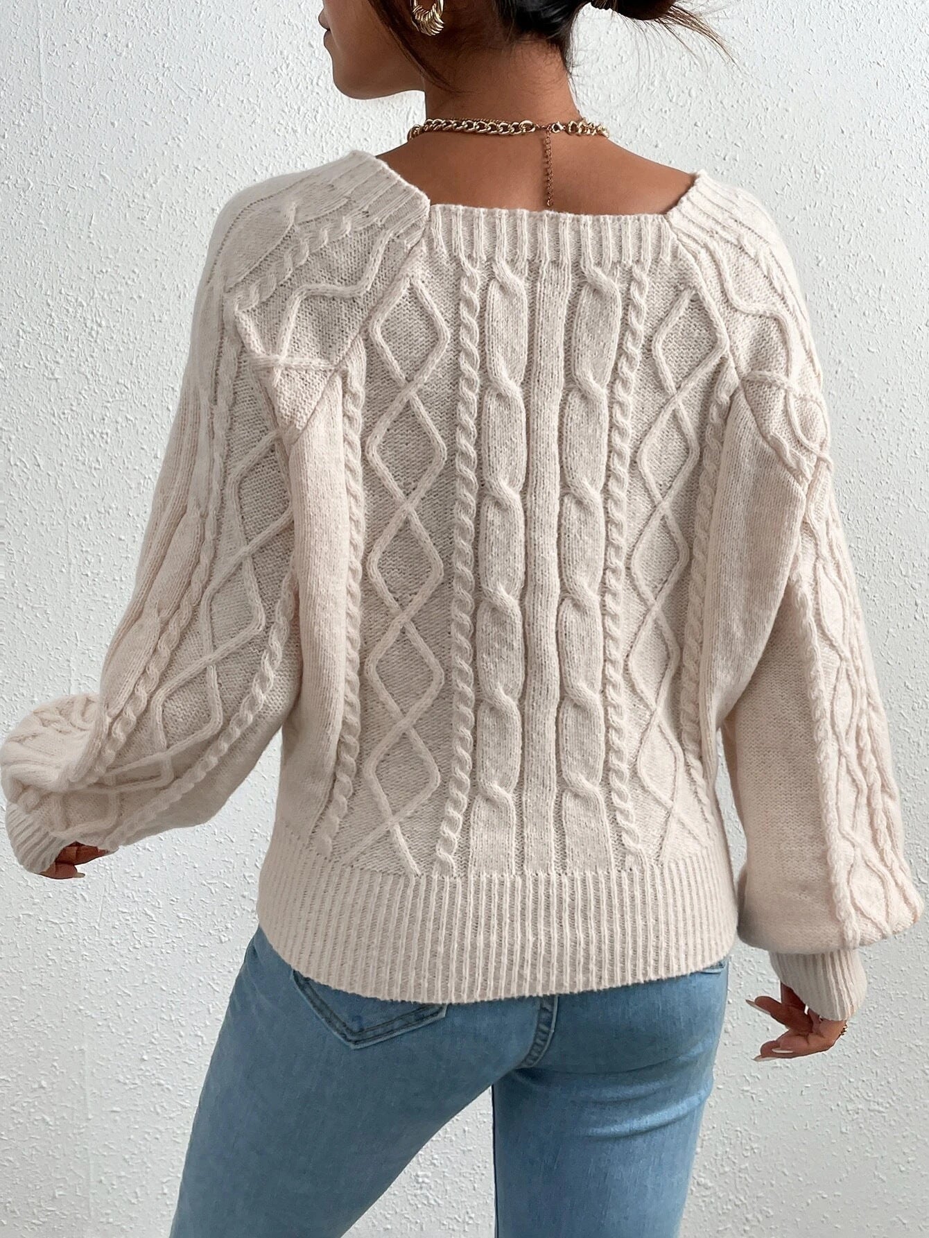 Fashionable square neck sweater sweater