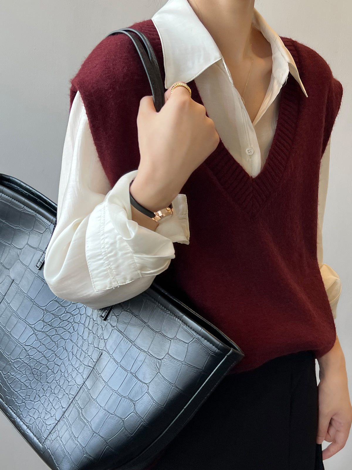 V-Neck Soft Waxy Loose Knit Vest